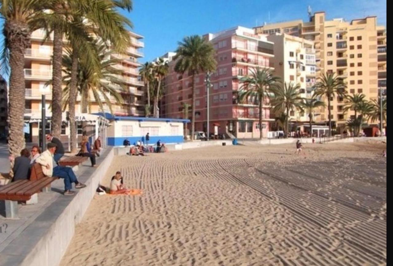 Appartement Tu Casa Del Mar à Torrevieja Extérieur photo