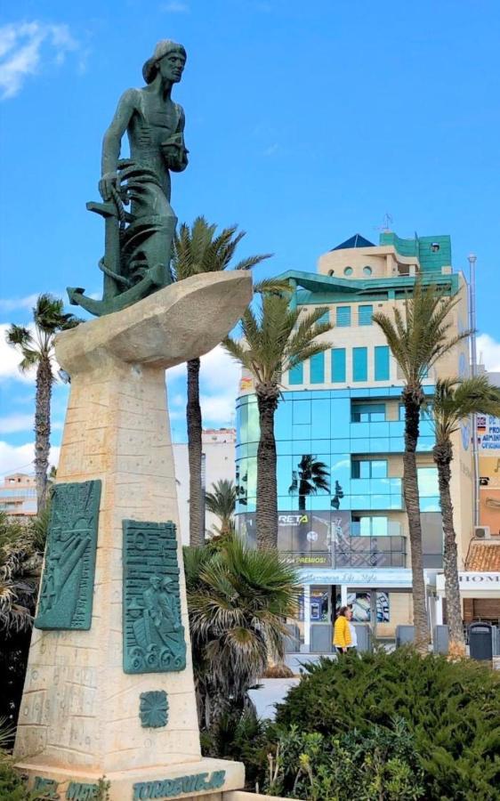 Appartement Tu Casa Del Mar à Torrevieja Extérieur photo